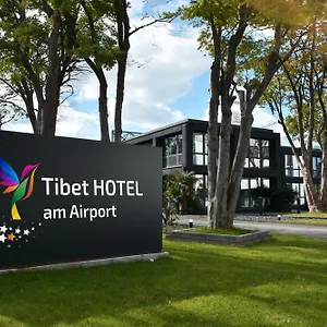 Tibet Am Airport Duesseldorf-ratingen , Ratingen Deutschland